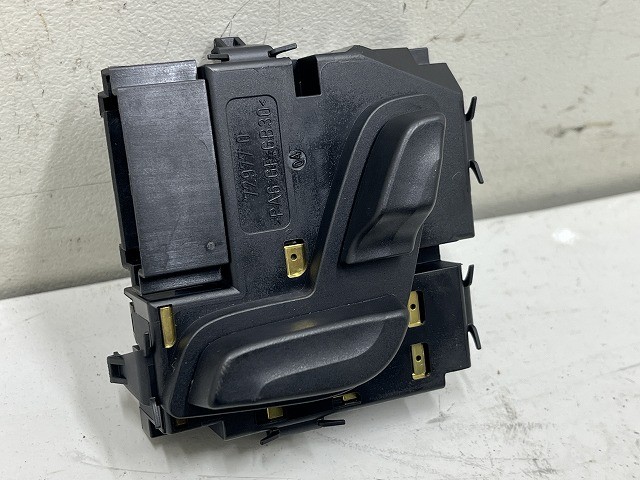 【中古】中古部品 ベンツ Cクラス 204048 電動ﾊﾟﾜｰｼｰﾄｽｲｯﾁ 【3310070100-0000Y0771662100】