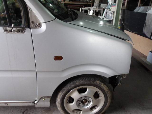 【中古】中古部品 ムーヴ L902S 右ﾌﾛﾝﾄﾌｪﾝﾀﾞｰ 【3310420000-000010611510600】