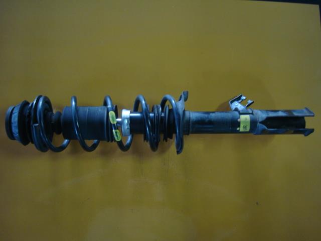 【中古】中古部品 マーチ K13 右ﾌﾛﾝﾄｽﾄﾗｯﾄ 【3340220100-000226076450110】 6,354円
