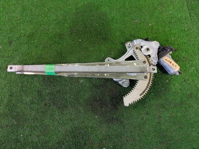【中古】中古部品 アルト HA25S 左ﾌﾛﾝﾄﾄﾞｱﾚｷﾞｭﾚｰﾀ･ﾓｰﾀｰ 【3310080100-251006000113220】