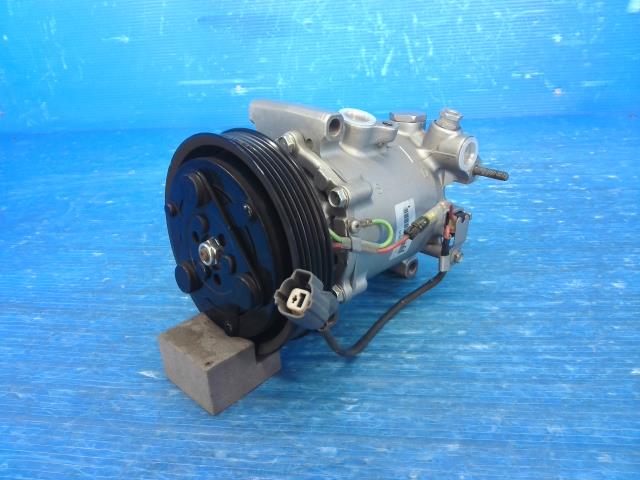 【中古】中古部品 ライフ JB5 A/Cｺﾝﾌﾟﾚｯｻｰ 【3310550000-251210000660700】