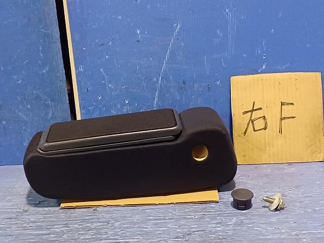 【中古】中古部品 ムーヴ LA100S ｱｰﾑﾚｽﾄ 【3310050100-000213020070460】