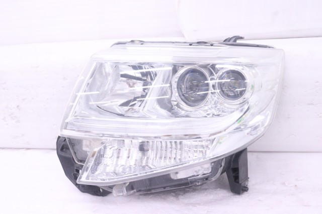 【中古】中古部品 タント LA600S 左ﾍｯﾄﾞﾗﾝﾌﾟ 【3260520000-251223501910900】