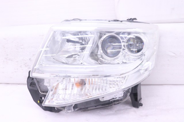 【中古】中古部品 タント LA600S 左ﾍｯﾄﾞﾗﾝﾌﾟ 【3260520000-251223502010900】