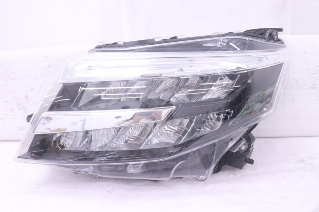 【中古】中古部品 ルーミー M900A 左ﾍｯﾄﾞﾗﾝﾌﾟ 【3260520000-251223500910900】