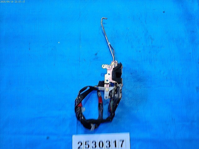 【中古】中古部品 カローラレビン AE111 右ﾌﾛﾝﾄﾄﾞｱﾛｯｸｿﾚﾉｲﾄﾞ 【3310040100-000253031764550】 9,983円