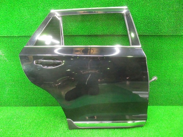 【中古】中古部品 レガシィ BS9 右ﾘｱﾄﾞｱ 【3330210100-000037214713300】｜e-cleマート