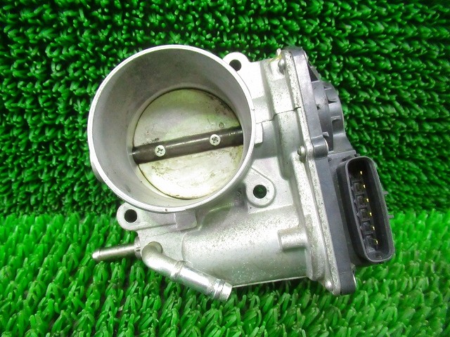 【中古】中古部品 レガシィ BS9 ｽﾛｯﾄﾙﾎﾞﾃﾞｨ 【3330210100-000037214720300】