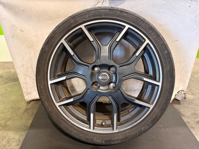【中古】中古部品 ノート E12 ﾎｲｰﾙ 【3330530100-000005486947213】｜e-cleマート