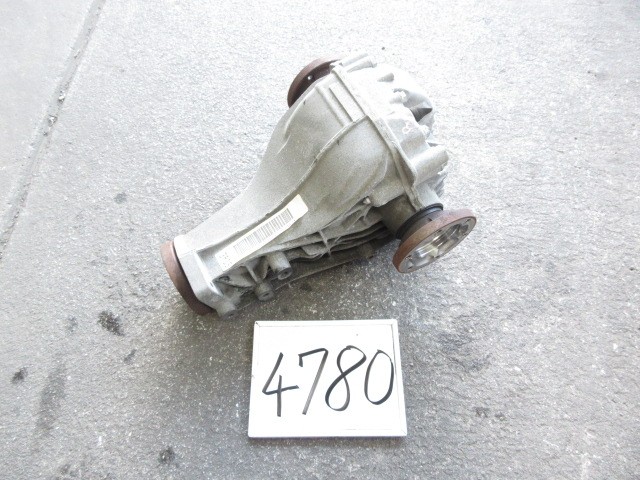【中古】中古部品 アウディ A6 4GCHVS ﾘｱﾘｼﾞｯﾄﾃﾞﾌ 【3500170000-251223502541220】