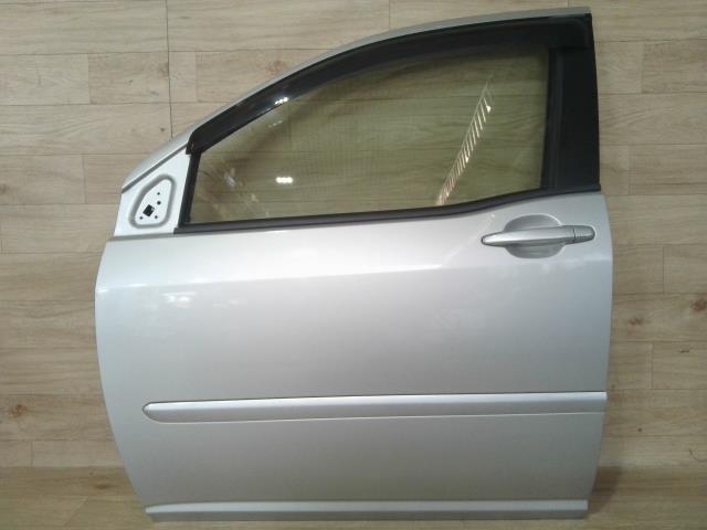 【中古】中古部品 ラウム NCZ25 左ﾌﾛﾝﾄﾄﾞｱ 【3310390100-251222000213200】