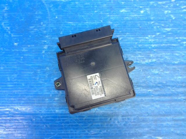 【中古】中古部品 キャリィ DA63T ｴﾝｼﾞﾝｺﾝﾋﾟｭｰﾀｰ 【3310550000-251001000463100】