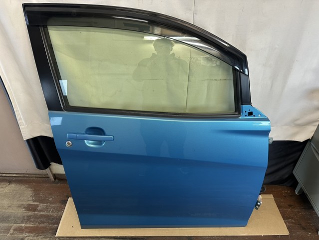【中古】中古部品 ｅＫワゴン B11W 右ﾌﾛﾝﾄﾄﾞｱ 【3330430100-251224000113100】