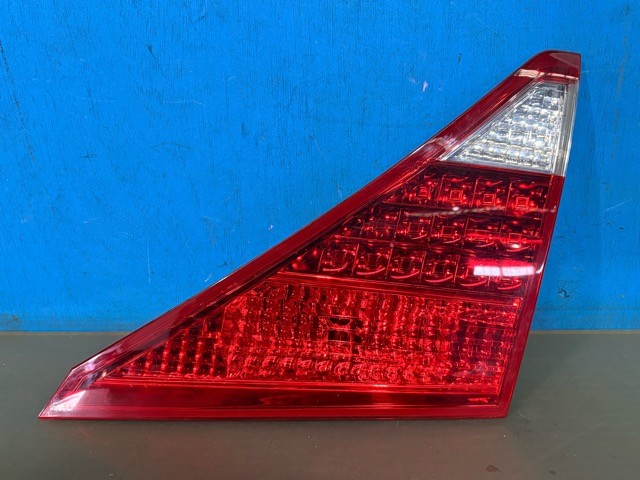 【中古】中古部品 アルファード GGH20W 右ﾌｨﾆｯｼｬｰﾊﾟﾈﾙ 【3330530100-000005487315210】