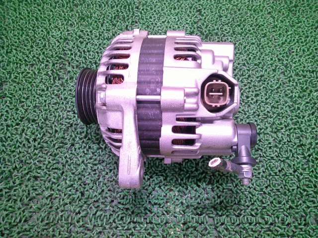 【中古】中古部品 エブリィ DA64V ｵﾙﾀﾈｰﾀｰ 【3330660100-000025336760200】