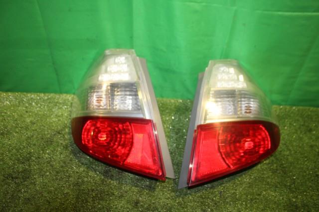 【中古】中古部品 フィット GE9 左ﾃｰﾙﾗﾝﾌﾟ 【3330950100-000056160115600】