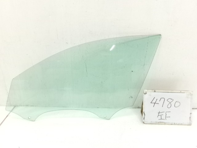 【中古】中古部品 アウディ A6 4GCHVS 左ﾌﾛﾝﾄﾄﾞｱｶﾞﾗｽ 【3500170000-251224501113230】