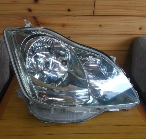 【中古】中古部品 クラウン GRS180 右ﾍｯﾄﾞﾗﾝﾌﾟ 【3310010100-251225500210800】