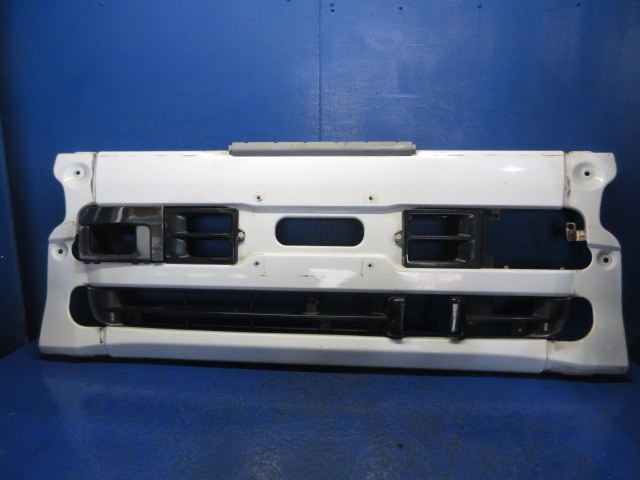 【中古】中古部品 UDトラクター GK5XAB ﾌﾛﾝﾄﾊﾞﾝﾊﾟｰﾌｪｰｽ 【3310270100-000015155010112】