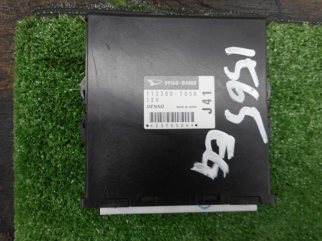 【中古】中古部品 テリオスキッド J131G ｴﾝｼﾞﾝｺﾝﾋﾟｭｰﾀｰ 【3330190100-000002156563100】