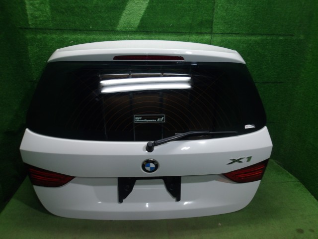 【中古】中古部品 BMW X1 VL25 ﾊﾞｯｸﾄﾞｱ 【3330420100-251216000115800】