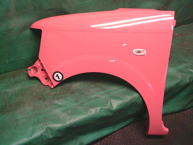 【中古】中古部品 ミラトコット LA550S 左ﾌﾛﾝﾄﾌｪﾝﾀﾞｰ 【3330990500-251225000110700】