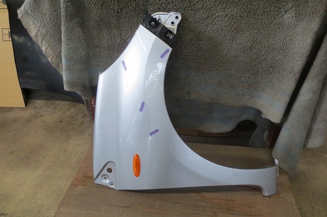 【中古】中古部品 プレオ L275F 右ﾌﾛﾝﾄﾌｪﾝﾀﾞｰ 【3340180100-251225000210600】