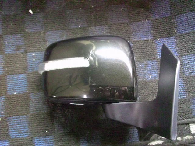 【中古】中古部品 ワゴンＲ MH23S 右ｻｲﾄﾞﾐﾗｰ 【3330220100-251226000413500】