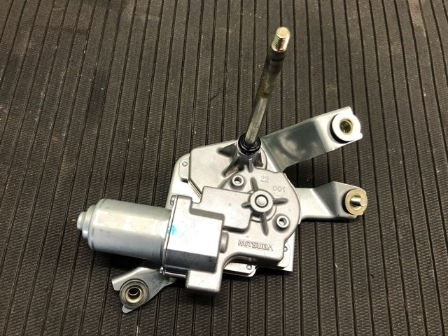 【中古】中古部品 フィット GR3 ﾘｱﾜｲﾊﾟｰﾓｰﾀｰ 【3330530100-000005489361700】