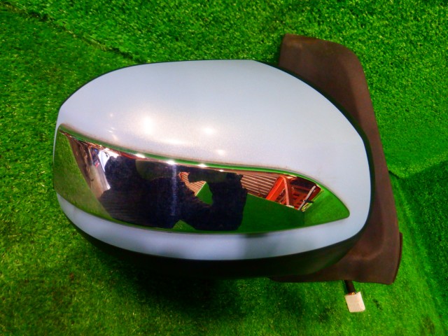 【中古】中古部品 ムーヴキャンバス LA800S 右ｻｲﾄﾞﾐﾗｰ 【3340140100-000025318913500】
