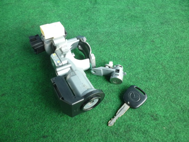【中古】中古部品 ＡＺワゴン MJ23S ｲｸﾞﾆｯｼｮﾝｽｲｯﾁ・ｷｰｼﾘﾝﾀﾞｰ 【3540020100-000007062168650】