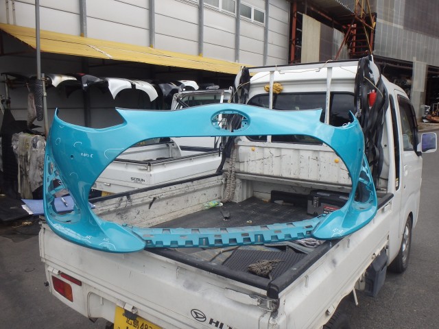 【中古】中古部品 アクア NHP10 ﾌﾛﾝﾄﾊﾞﾝﾊﾟｰﾌｪｰｽ 【3331010800-000023782610110】
