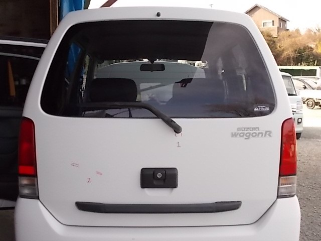 【中古】中古部品 ワゴンＲ MC21S ﾊﾞｯｸﾄﾞｱ 【3310210100-251204000215800】