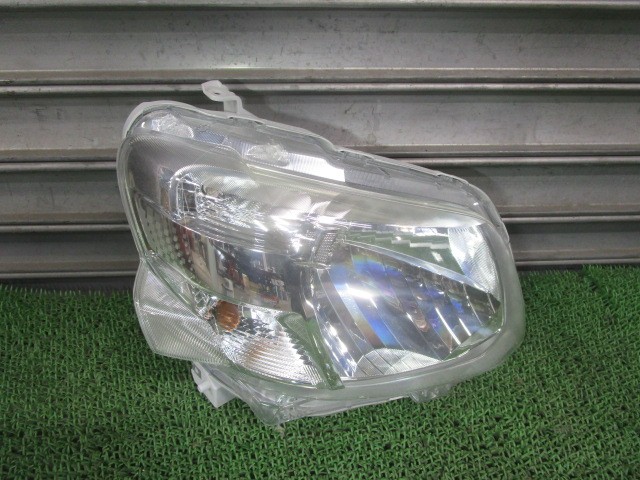 【中古】中古部品 タント LA610S 右ﾍｯﾄﾞﾗﾝﾌﾟ 【3330540100-250916000210800】