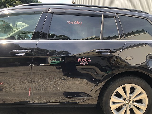【中古】中古部品 VW ゴルフヴァリアント AUCJZ 左ﾘｱﾄﾞｱ 【3310070100-0000Y0772713400】