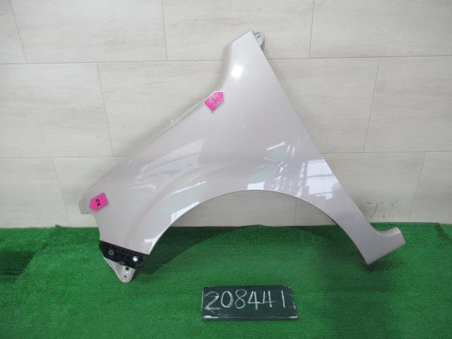 【中古】中古部品 ミラココア L675S 左ﾌﾛﾝﾄﾌｪﾝﾀﾞｰ 【3310120100-251217000410700】