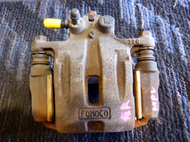 【中古】中古部品 ＭＰＶ LY3P 左ﾘｱｷｬﾘﾊﾟｰ 【3340140100-000025319644460】