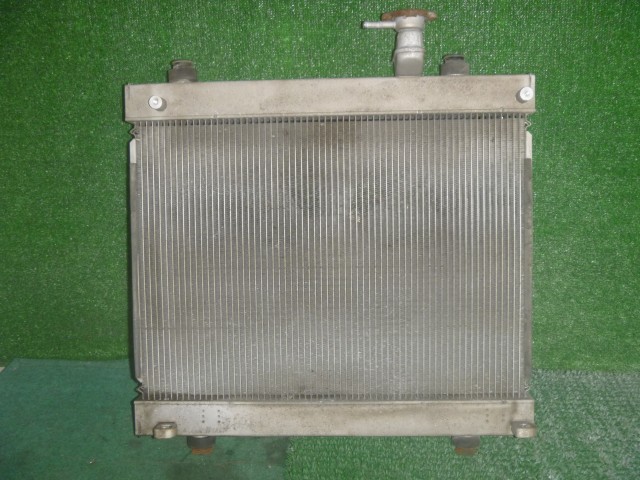 【中古】中古部品 エブリィ DA64V ﾗｼﾞｴｰﾀ 【3330370100-000263000120400】