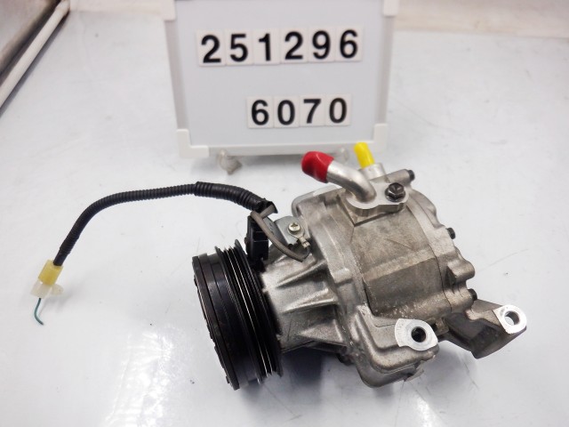 【中古】中古部品 ミライース LA350S A/Cｺﾝﾌﾟﾚｯｻｰ 【3330890100-000025129660700】