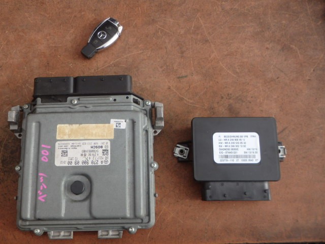 【中古】中古部品 ベンツ Bクラス 246242 エンジンコンピューター 【3331010800-000023893063100】|e-cleマート