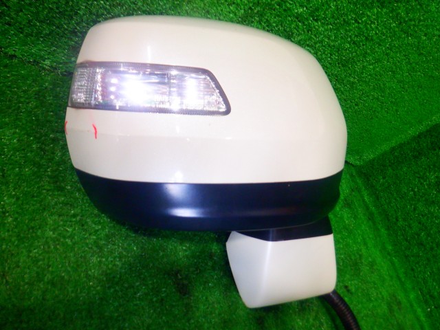 【中古】中古部品 ステップワゴン RK1 右ｻｲﾄﾞﾐﾗｰ 【3340140100-000025316313500】