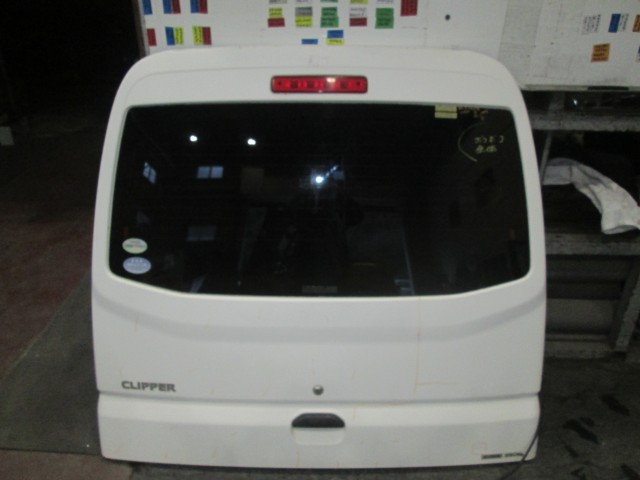 【中古】中古部品 クリッパー U71V ﾊﾞｯｸﾄﾞｱ 【3310160100-000004457615800】