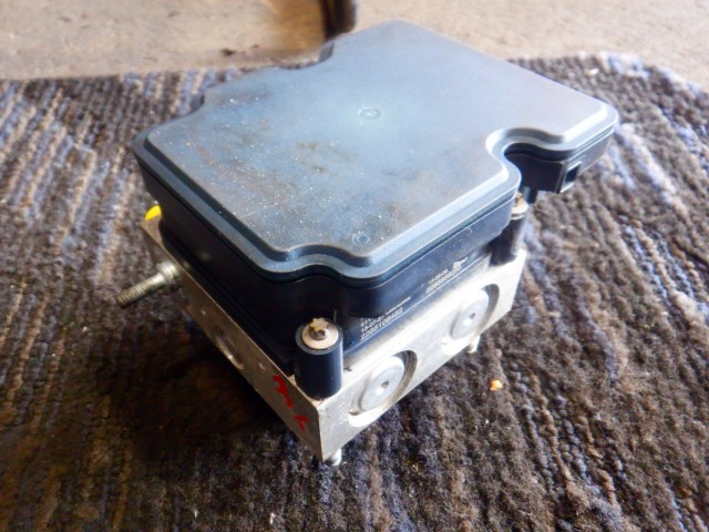 【中古】中古部品 タント LA600S ABSｱｸﾁｭｴｰﾀｰ 【3340140100-000025275542500】