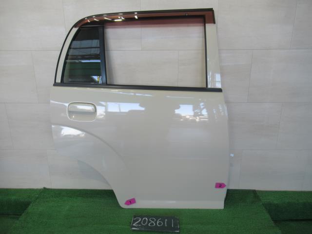 【中古】中古部品 ピノ HC24S 右ﾘｱﾄﾞｱ 【3310120100-260109000313300】