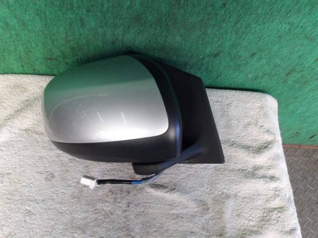 【中古】中古部品 ミライース LA300S 右ｻｲﾄﾞﾐﾗｰ 【3310420000-000002398313500】