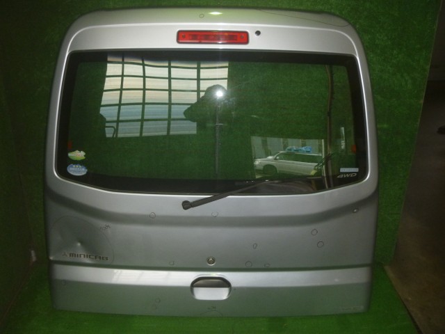 【中古】中古部品 ミニキャブ U62V ﾊﾞｯｸﾄﾞｱ 【3330370100-000263000315800】