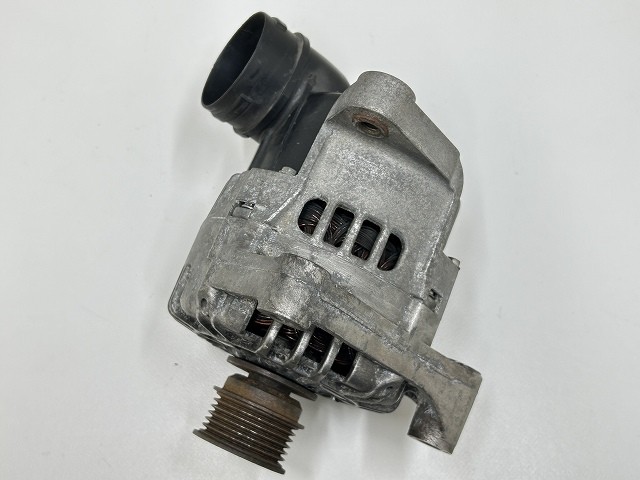 【中古】中古部品 BMW 3シリーズ AV30 ｵﾙﾀﾈｰﾀｰ 【3310070100-000090743060200】