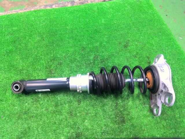 【中古】中古部品 BMW i3 1Z00 右リアストラット 【3310200100-000022457050310】|e-cleマート