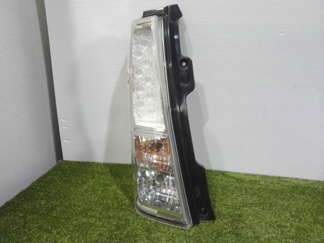 【中古】中古部品 フレア MJ34S 左ﾃｰﾙﾗﾝﾌﾟ 【3310090100-202601014215600】