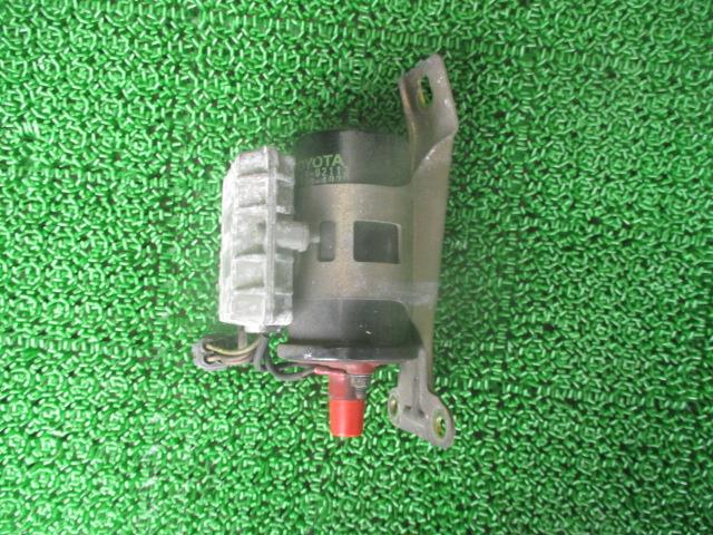 【中古】中古部品 マークII GX70G ｲｸﾞﾆｯｼｮﾝｺｲﾙ 【3310190100-000255011667250】